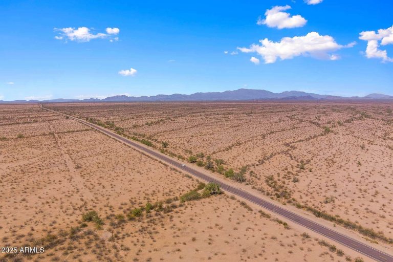 53300 W Salome Hwy – 9.76 Acre Fiber-Frontage Site 53300 W Salome Hwy – 9.76 Acre Fiber-Frontage Site